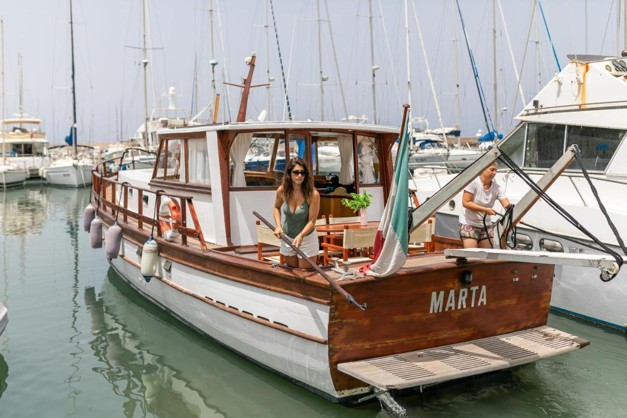 Marta Boat B&B Castelsardo Bagian luar foto